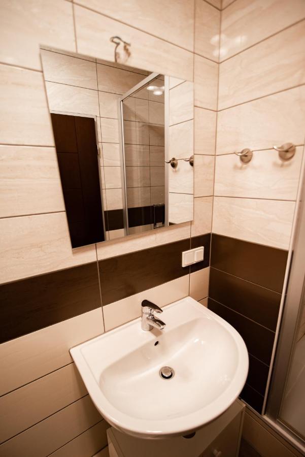 Main Appartments Frankfurt Airport كلسترباخ المظهر الخارجي الصورة