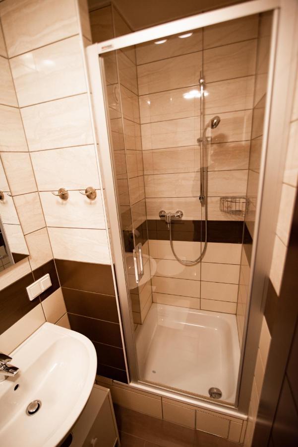 Main Appartments Frankfurt Airport كلسترباخ المظهر الخارجي الصورة